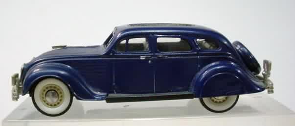 1934 CHRYSLER AIRFLOW 4 Door Sedan 