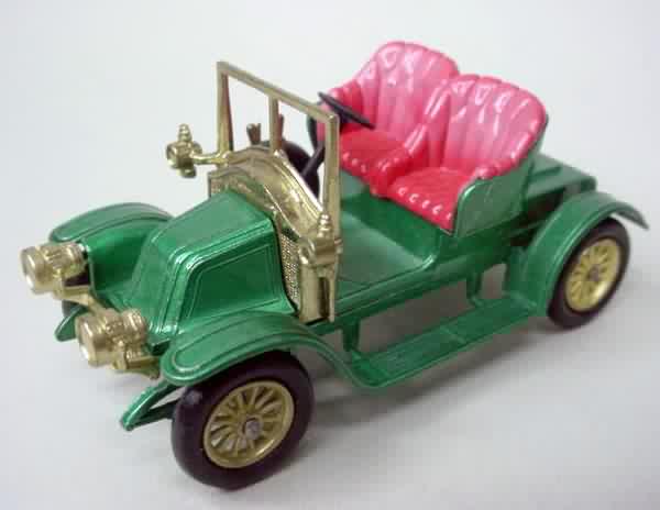 Vintage Toys Matchbox Model of Yesteryear 1913 Cadillac Model Y-6 Lesney Diecast Car 1968 Lime Green Matchbox Lesney Series Diecast Car