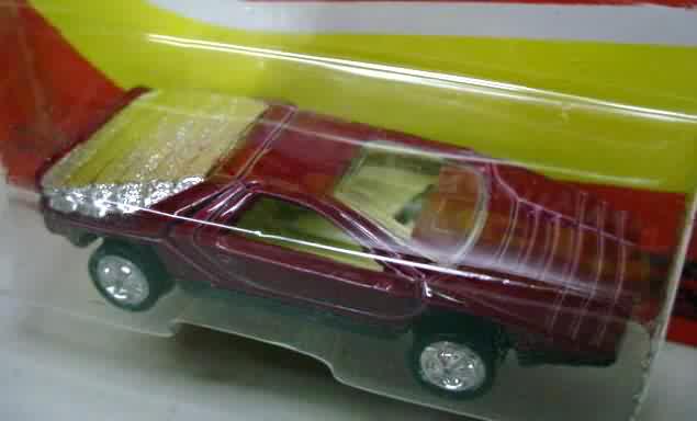 CARABO BERTONE dark purplish red with cream interior