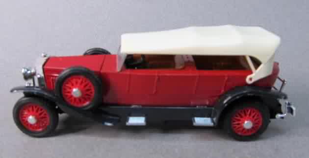 192629 FIAT Type 519 S red and black with cream color roof red spoked 