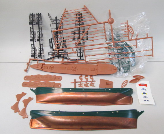 SMER Plastic Model Sailing Ship Model Kit 1/180 Cutty Sark 