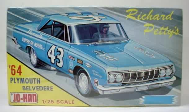 http://www.gasolinealleyantiques.com/kits/images/CarJohan/johangc964-1964plymouthpetty.JPG