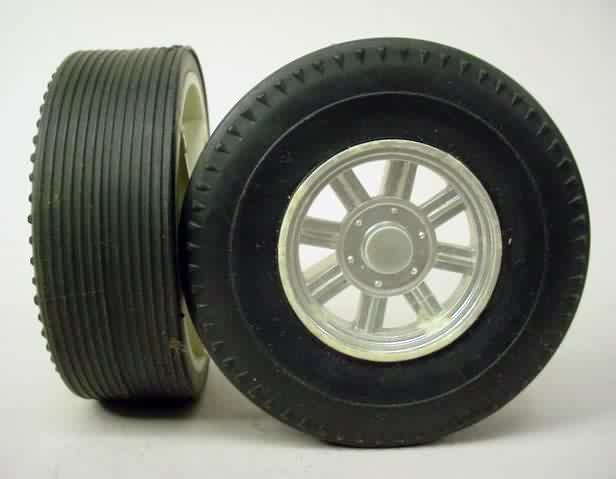 Rear Ribbed Treaded Goodyear Slot Car Tires 1 1/8" X 1/4" X 9/16" 1/24th NOS 