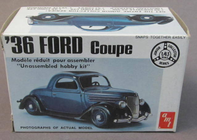 Scale 1:43 Display for Model Cars Dads Garage Diorama Model Kit