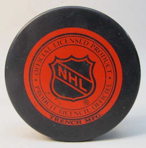 VINTAGE PITTSBURGH PENGUINS HOCKEY PUCK NHL